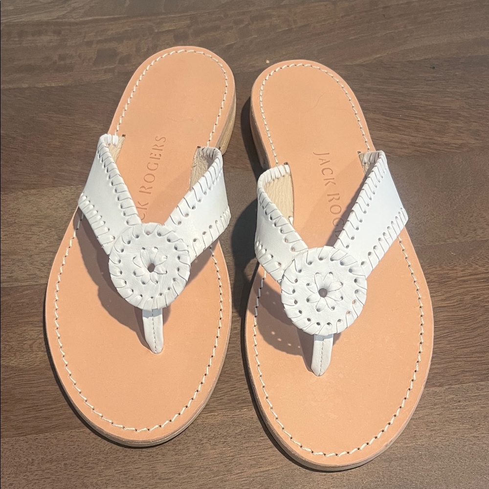 Jack Rogers White Leather Thong Sandals with Whipstitch Medallion